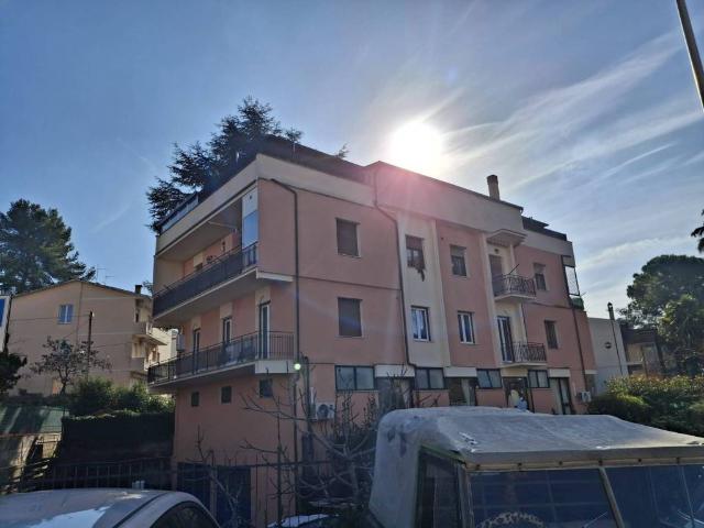 Appartamento in vendita a Foligno PG