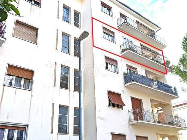 Appartamento in vendita a Foligno via Giovanni Amendola, 4