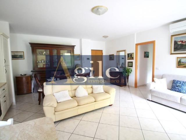 Appartamento in vendita a Folignano, Villa Pigna
