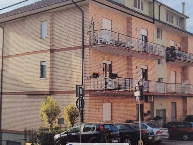 Appartamento in vendita a Folignano AP