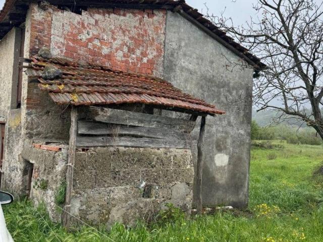 Appartamento in vendita a Follo SP