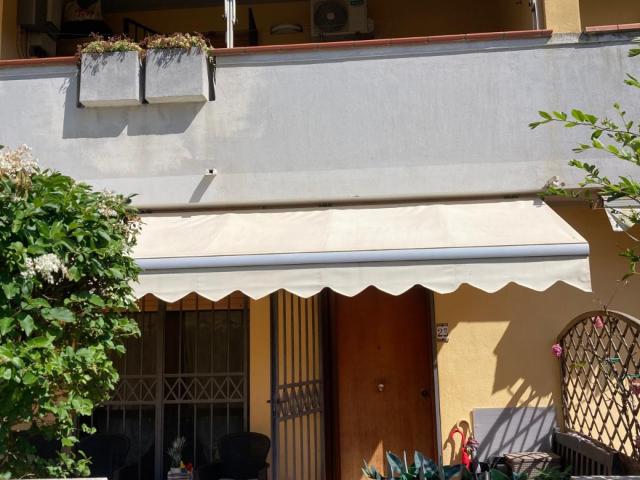 APPARTAMENTO in VENDITA a FOLLONICA
