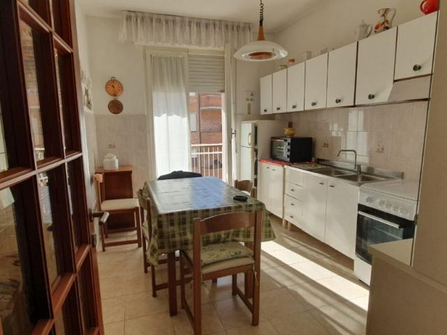 APPARTAMENTO in VENDITA a FOLLONICA CAPANNINO di 4 vani