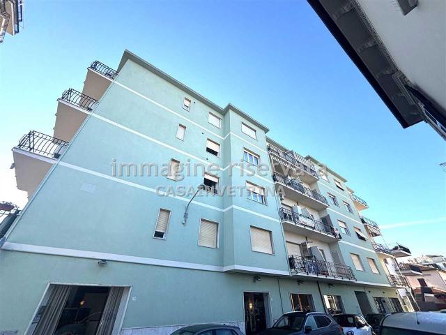 APPARTAMENTO in VENDITA a FOLLONICA CENTRO di 3 vani