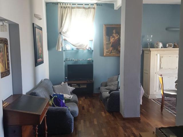 APPARTAMENTO in VENDITA a FOLLONICA di 3 vani