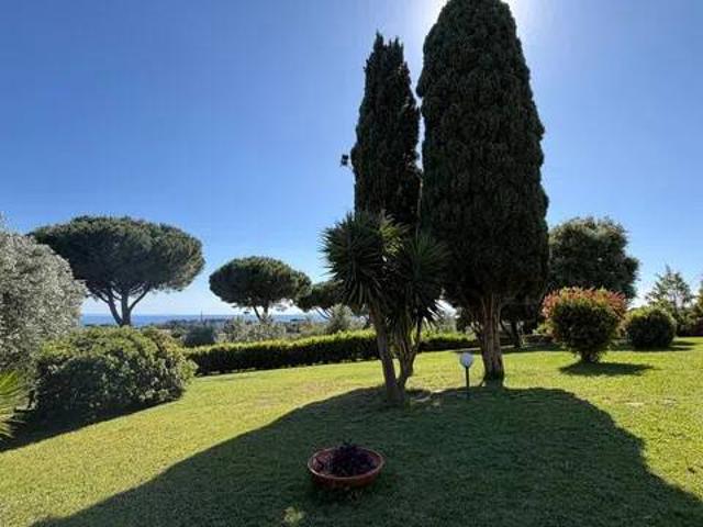 Appartamento in vendita a Follonica GR