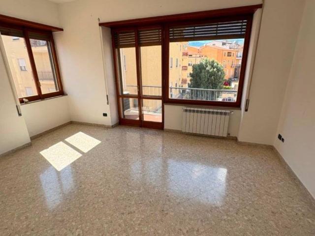 Appartamento in vendita a Fondi LT