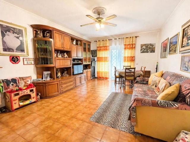 Appartamento in vendita a Fonte Nuova via Palombarese, 124, Santa Lucia