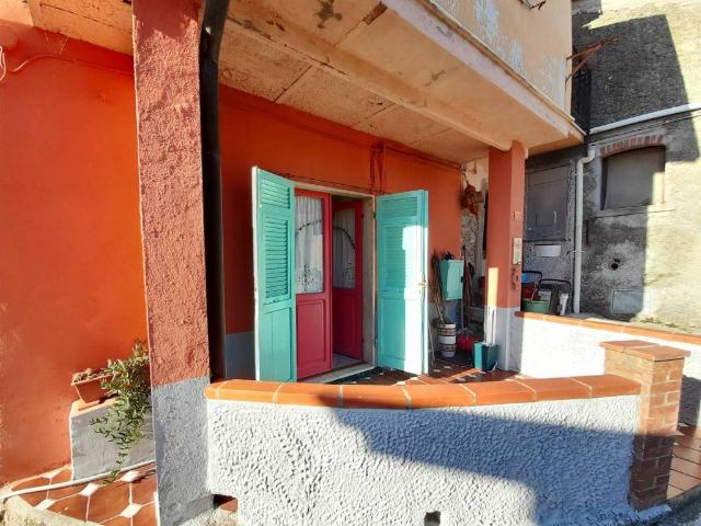 Appartamento in vendita a Fosdinovo MS