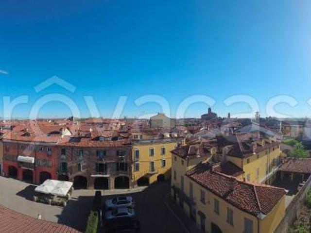 Appartamento in vendita a Fossano piazza 27 Marzo 1861