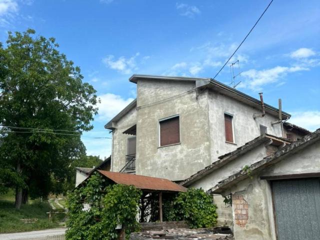Appartamento in vendita a Fornovo di Taro PR