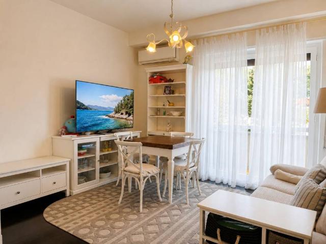 Appartamento in vendita a Forte dei Marmi LU
