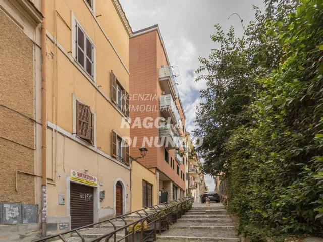 Appartamento in vendita a Frascati RM