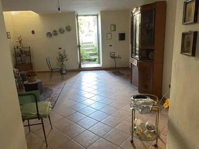 Appartamento in vendita a Frasso Telesino BN