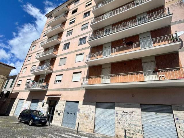 Appartamento in vendita a Frosinone FR
