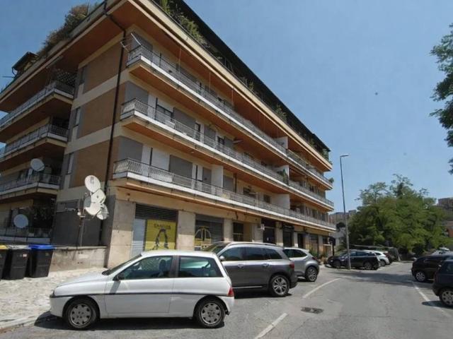 Appartamento in vendita a Frosinone FR