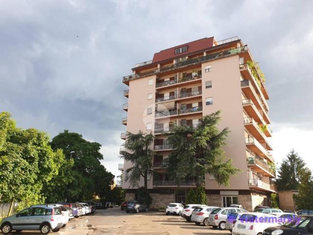 Appartamento in vendita a Frosinone FR