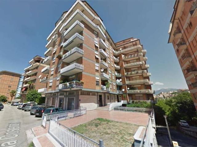 Appartamento in vendita a Frosinone FR
