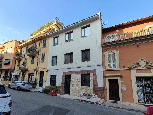 Appartamento in vendita a Frosinone FR