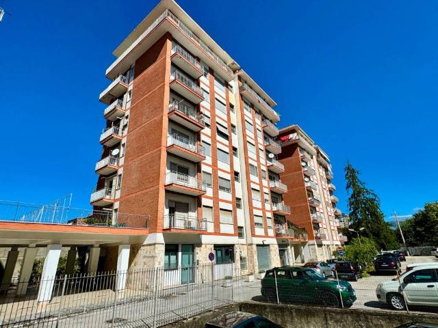 Appartamento in vendita a Frosinone FR