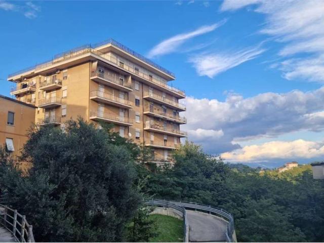 Appartamento in vendita a Frosinone FR