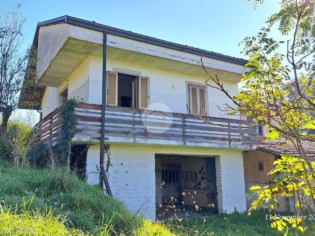 Casa indipendente in vendita a Frosinone FR