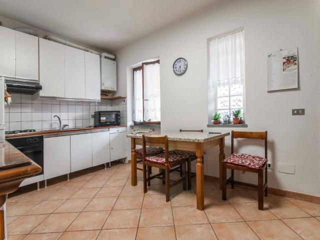 Appartamento in vendita a Guanzate CO