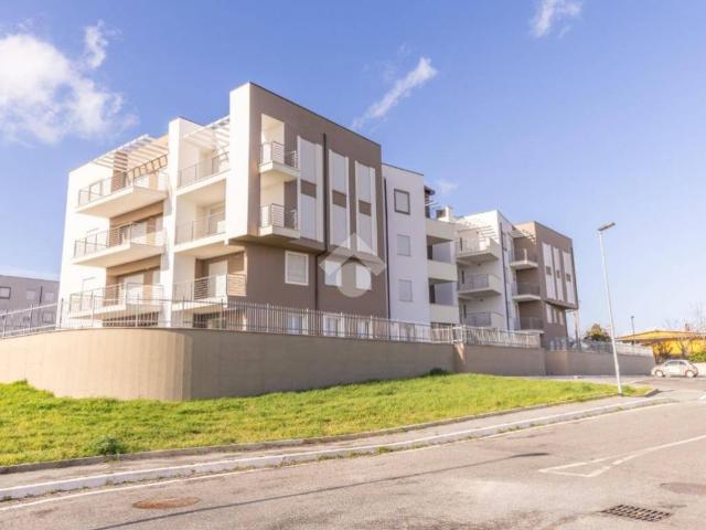Appartamento in vendita a Guidonia Montecelio RM