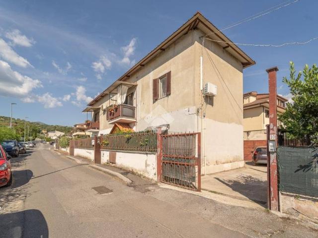 Appartamento in vendita a Guidonia Montecelio RM