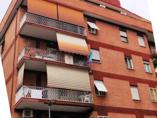 Appartamento in vendita a Guidonia Montecelio RM