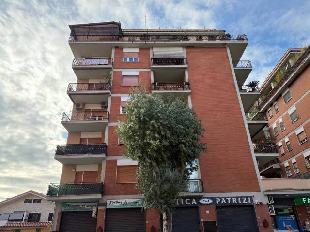 Appartamento in vendita a Guidonia Montecelio RM