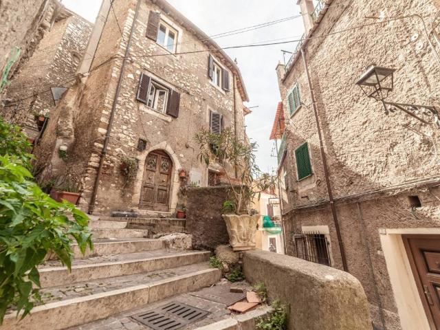 Appartamento in vendita a Guidonia Montecelio RM