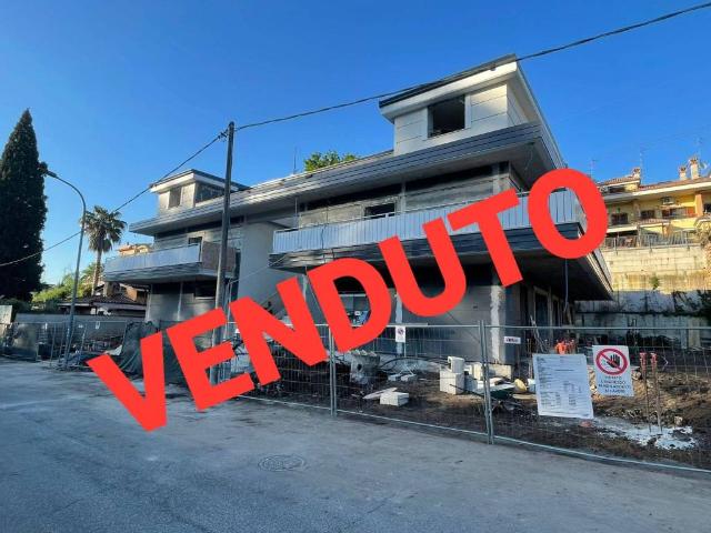 Appartamento in vendita a Guidonia Montecelio RM