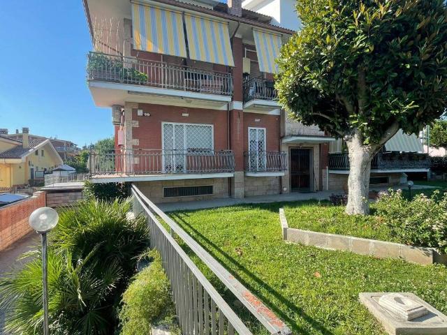 Appartamento in vendita a Guidonia Montecelio RM