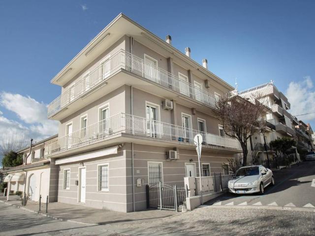 Appartamento in vendita a Gabicce Mare PU