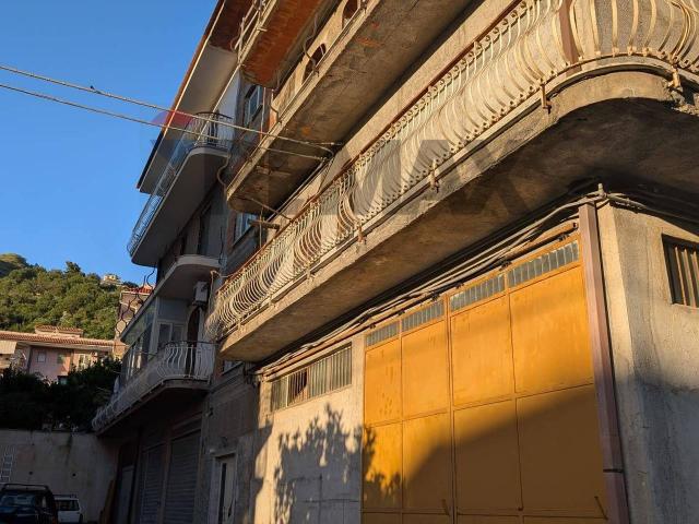 Appartamento in vendita a Gaggi