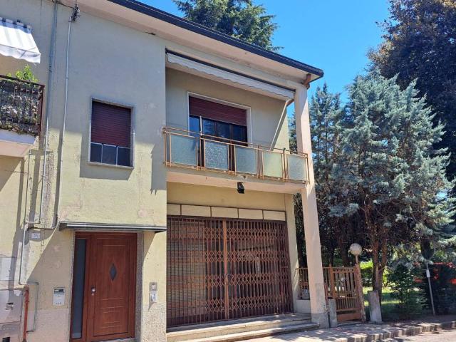 Appartamento in vendita a Gallarate VA