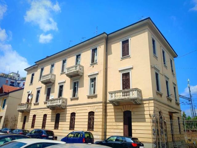 Appartamento in vendita a Gallarate VA