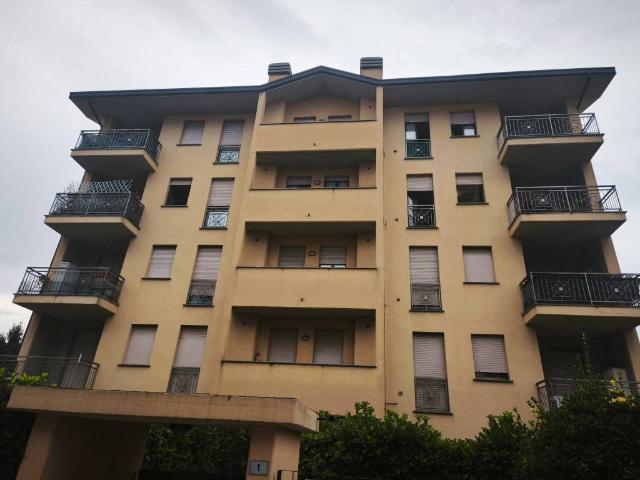 Appartamento in vendita a Gallarate VA