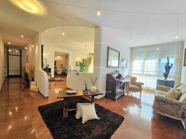 Appartamento in vendita a Gambassi Terme FI
