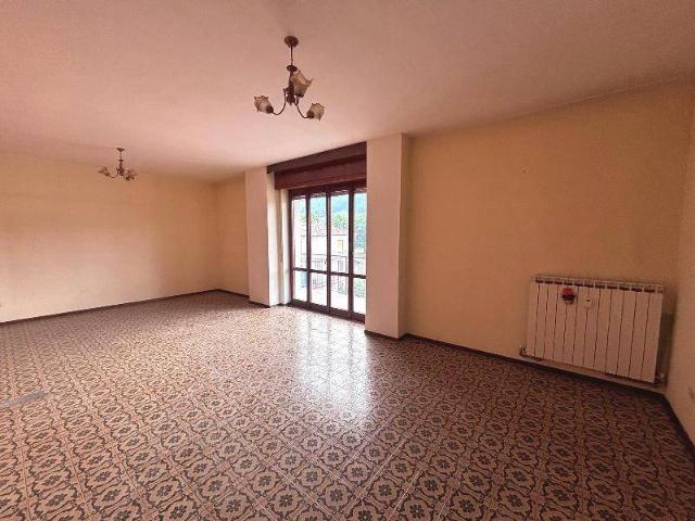 Appartamento in vendita a Gandino BG