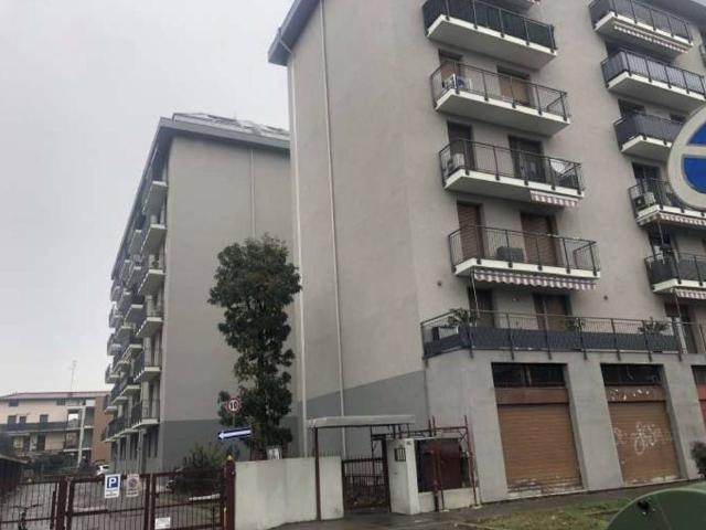 Appartamento in vendita a Garbagnate Milanese MI