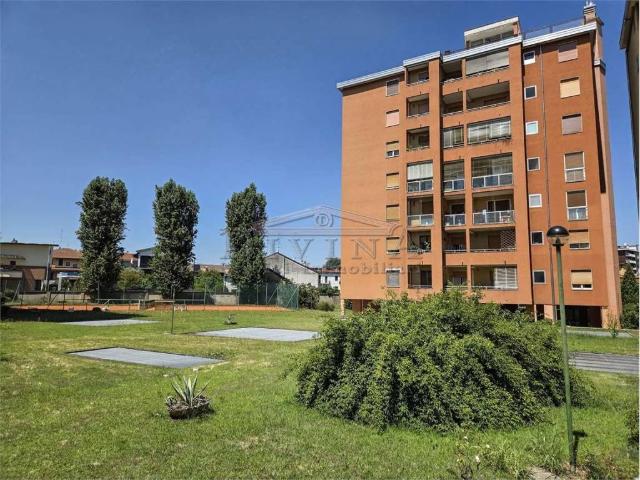 Appartamento in vendita a Garbagnate Milanese MI