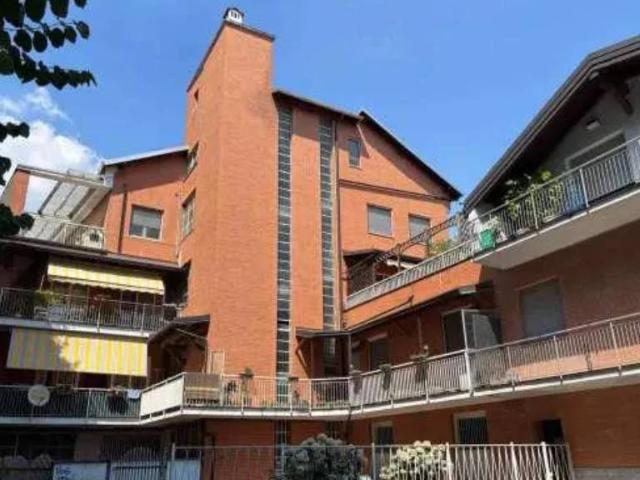 Appartamento in vendita a Garbagnate Milanese MI