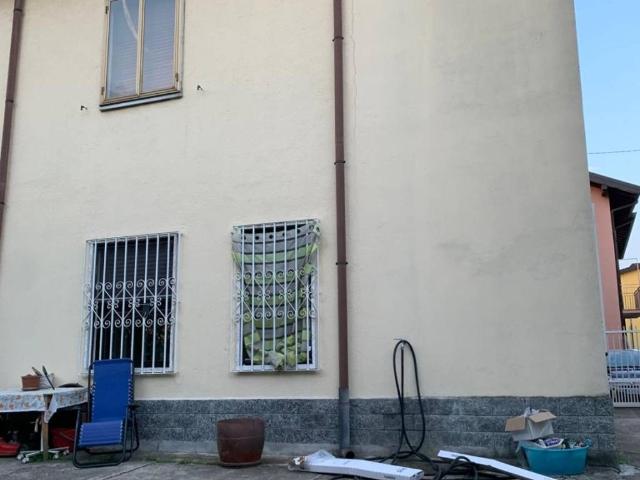 Appartamento in vendita a Garbagnate Milanese MI