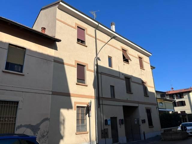 Appartamento in vendita a Garbagnate Milanese MI