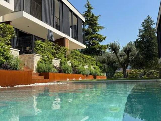 Appartamento in vendita a Garda VR