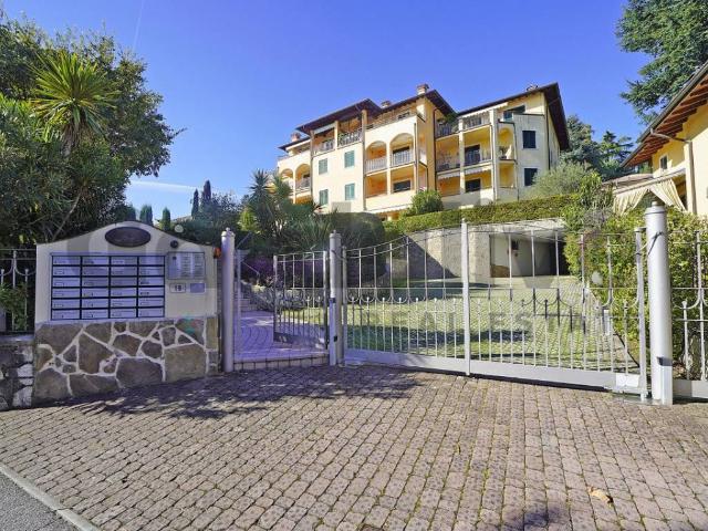 Appartamento in vendita a Gardone Riviera BS