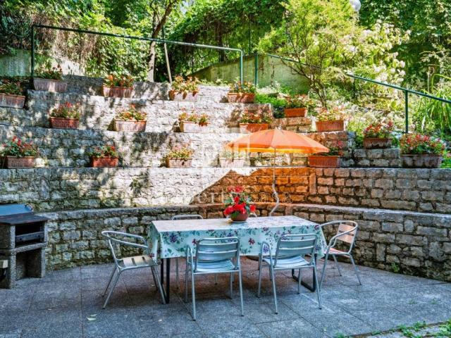 Appartamento in vendita a Gardone Riviera BS