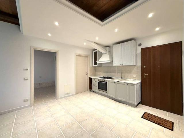 Appartamento in vendita a Gardone Riviera BS